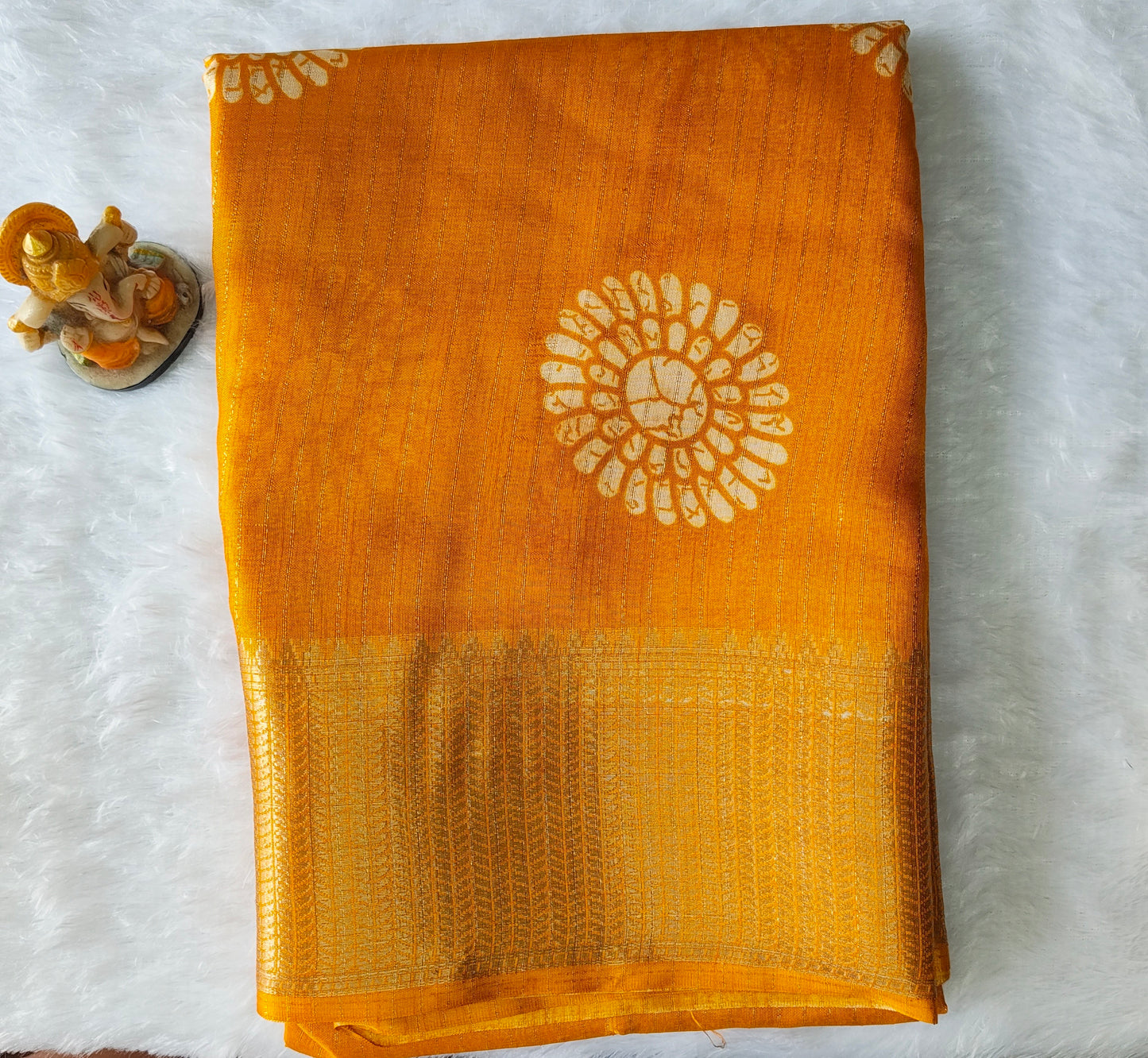 Elegant Dola Silk Saree