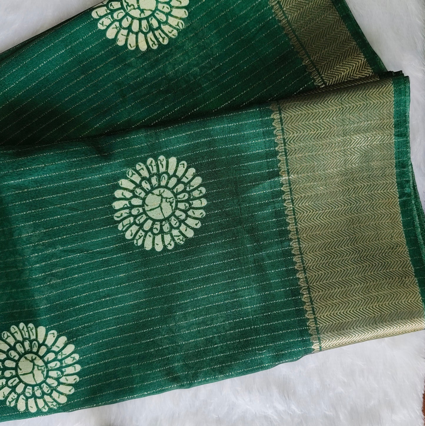 Elegant Dola Silk Saree