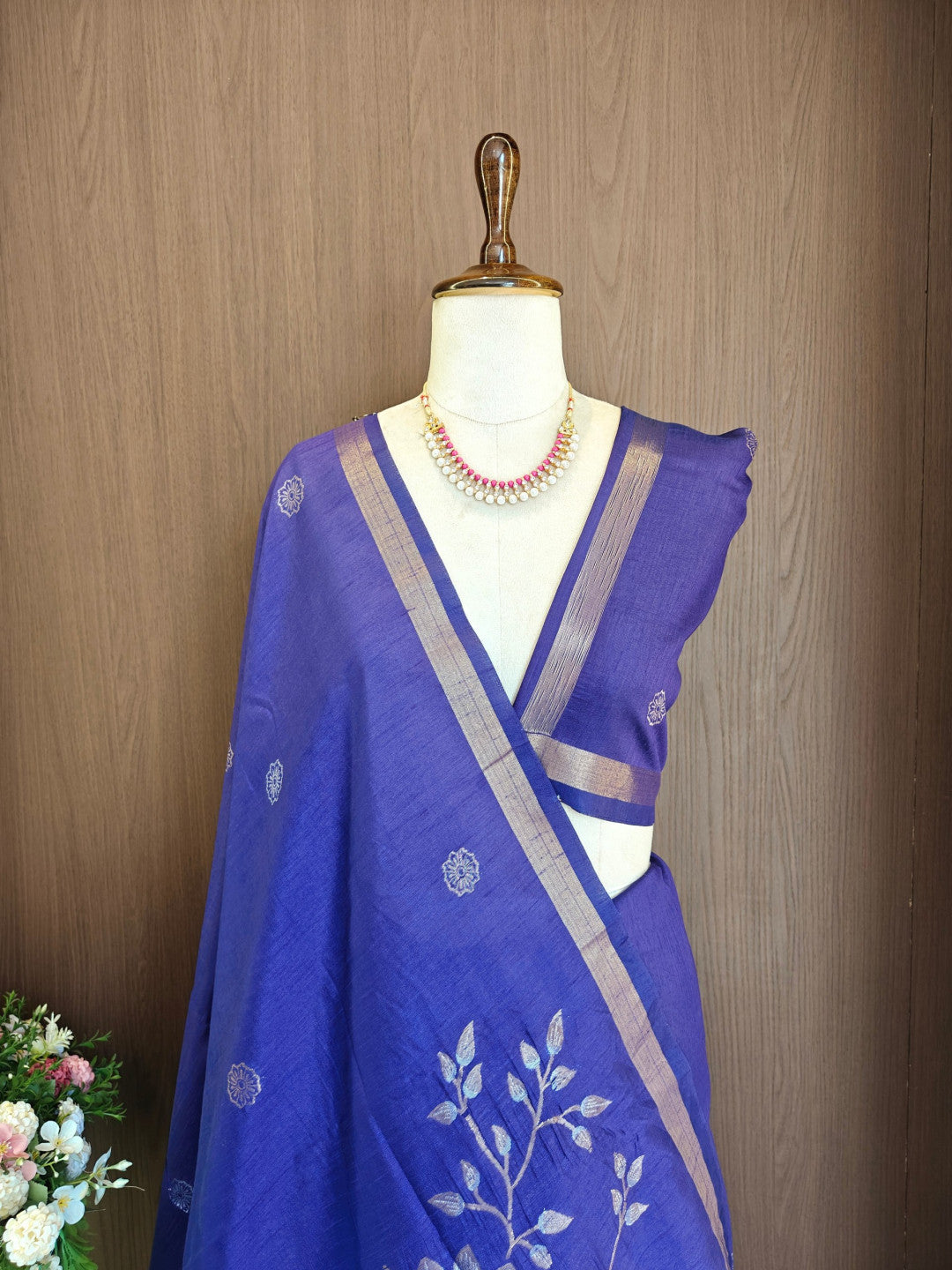 Khadi raw silk saree with floral pallu and zari weaving work